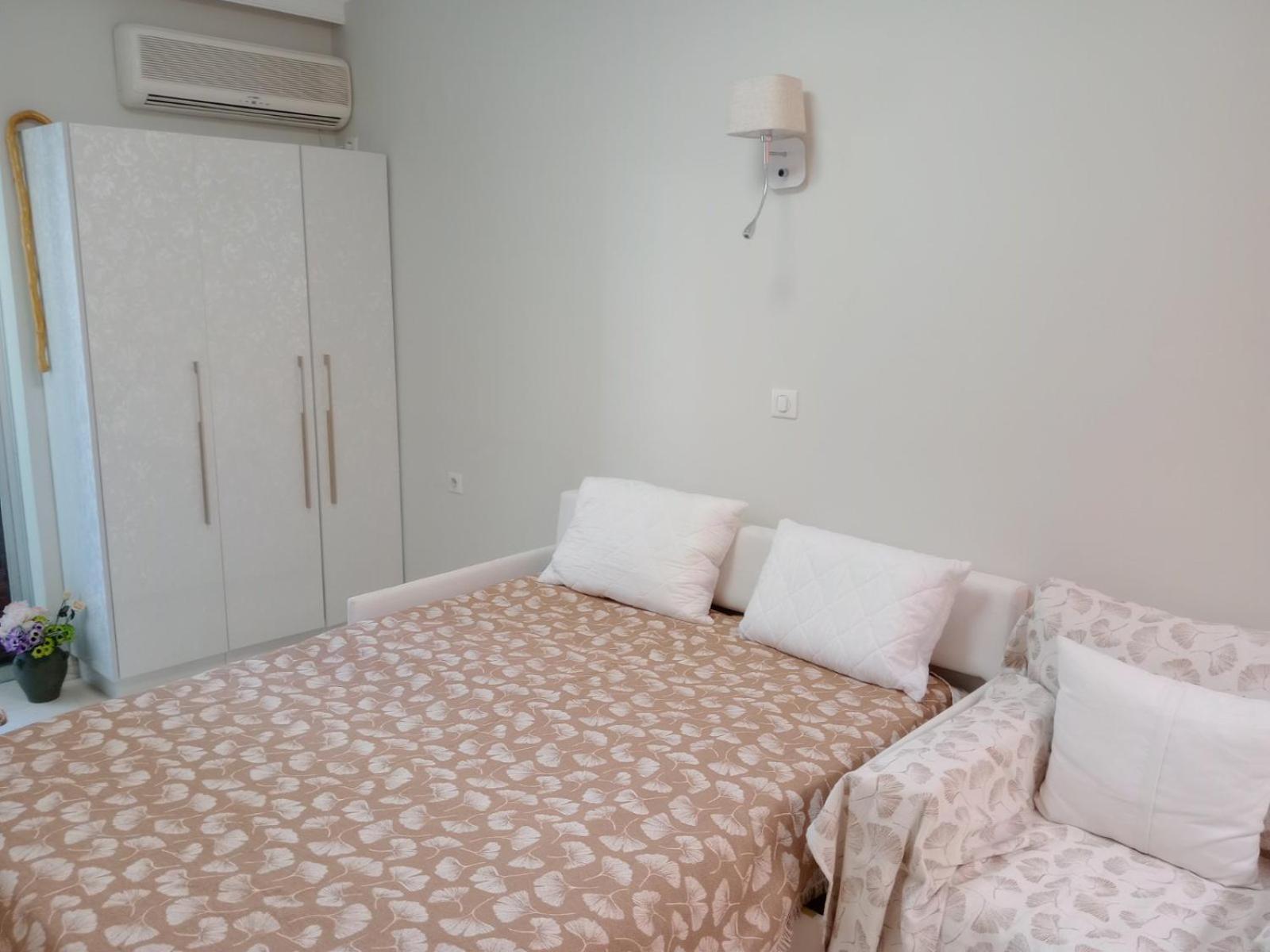 Modern Studio By The Sea Лутра Едипсу Екстериор снимка