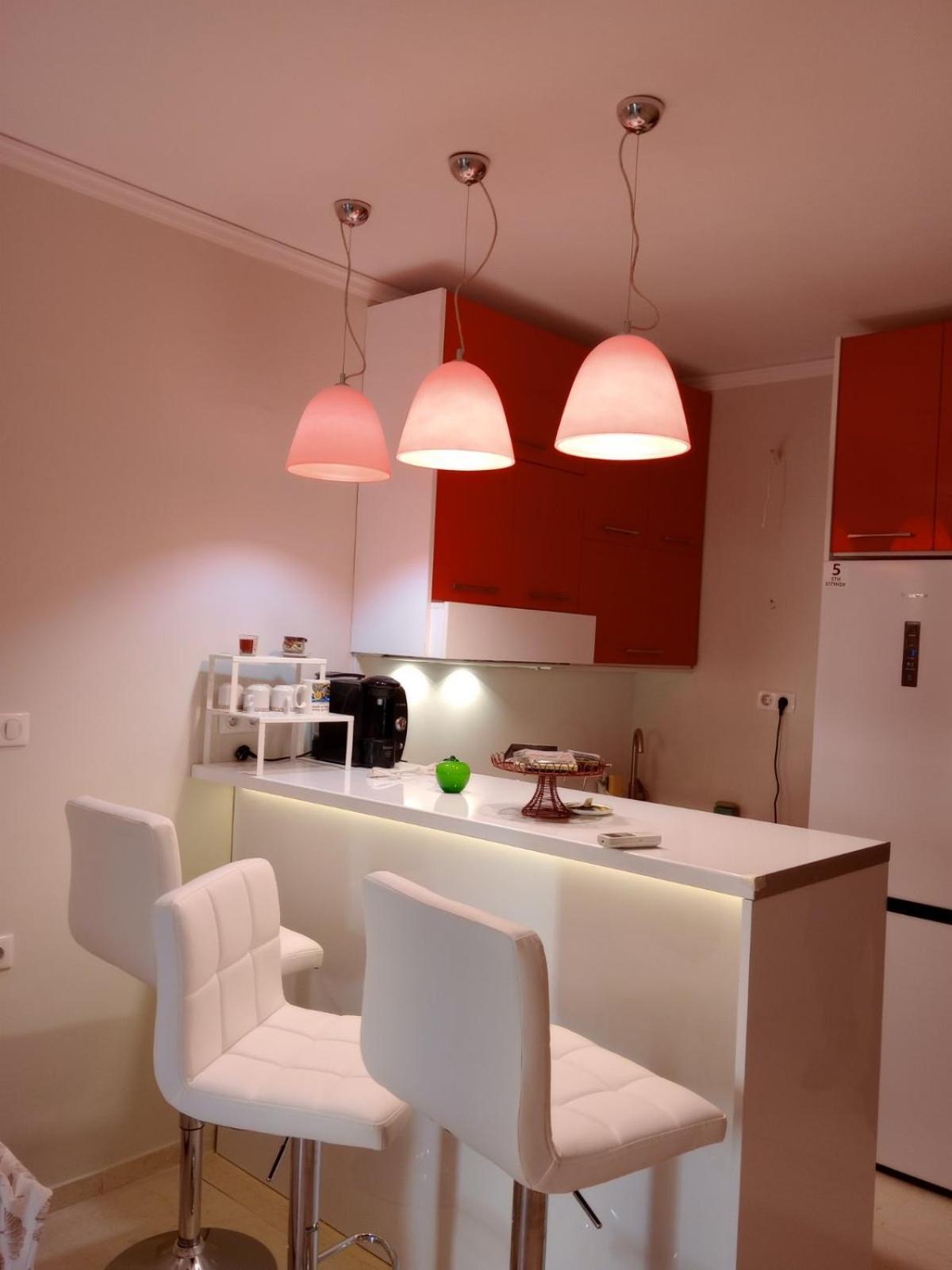 Modern Studio By The Sea Лутра Едипсу Екстериор снимка